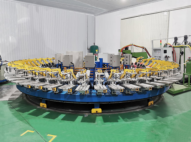 聚氨(ān)酯自行車(chē)鞍座發泡生產線