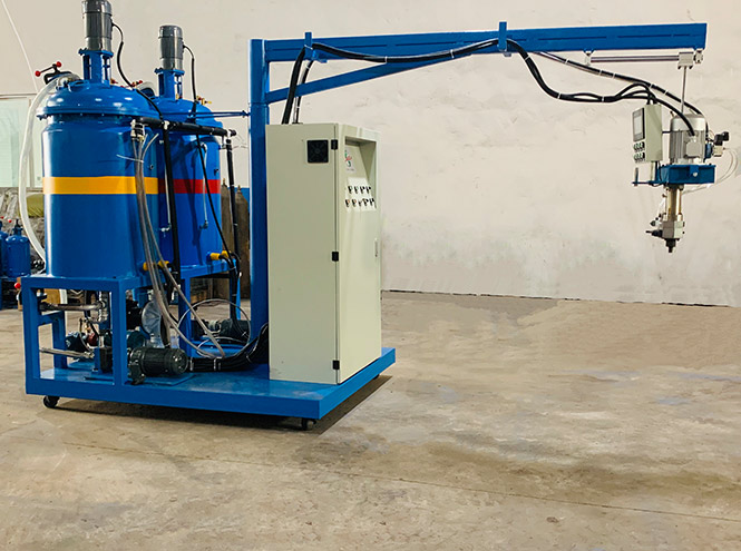 兩組(zǔ)份低壓發泡機